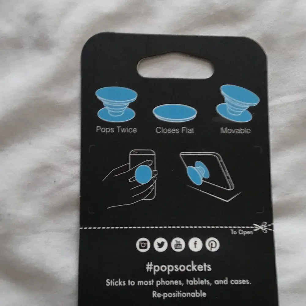Black popsocket